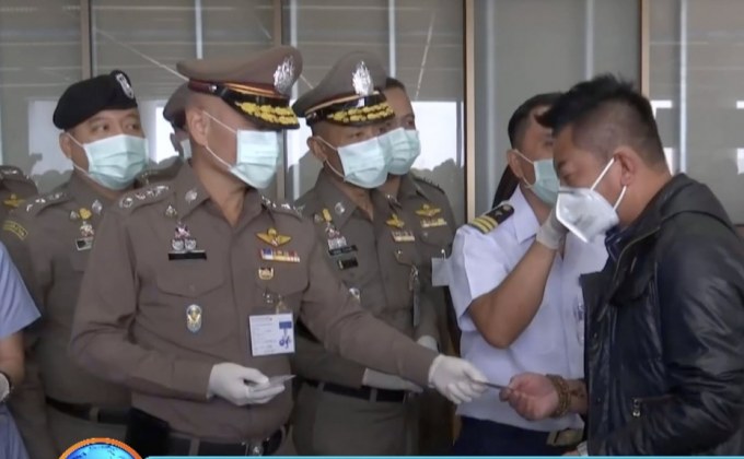 ยอดผู้ติดเชื้อไวรัสโคโรนาในไทยคงเดิมที่ 14 ราย