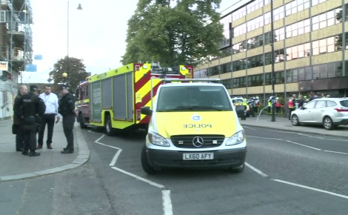 เหตุระเบิดรถไฟใต้ดินอังกฤษ เจ็บ 5 คน