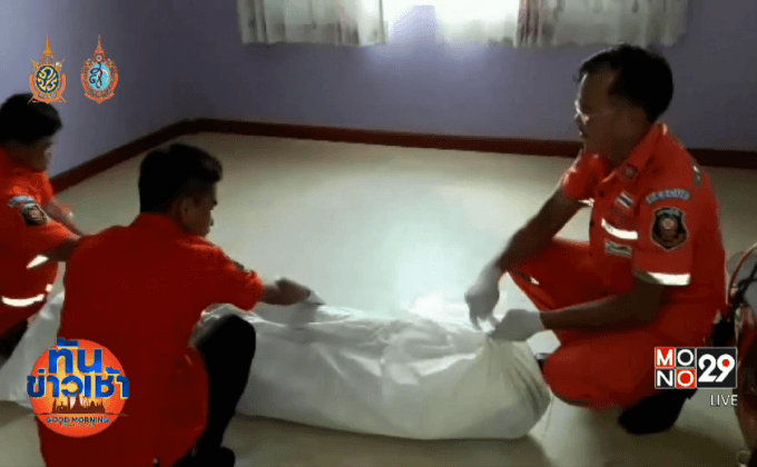 หนุ่มใหญ่สูบบุหรี่บนที่นอน ถูกรมควันดับคาบ้าน