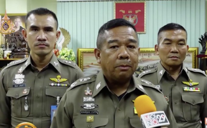 ตร. พร้อมดูแลความปลอดภัยเทศกาลสงกรานต์ ถ.ข้าวเหนียว