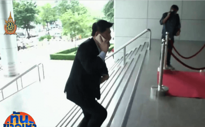 สั่งฟ้อง “สรยุทธ” และพวก 3 ข้อหา คดีอสมท