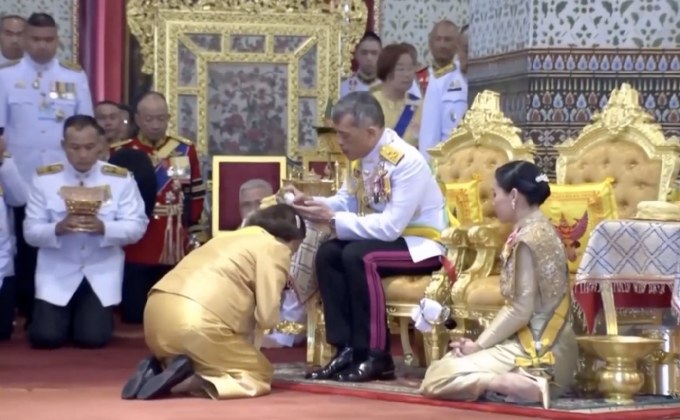 ในหลวง ร.10 สถาปนาพระฐานันดรศักดิ์พระบรมวงศานุวงศ์