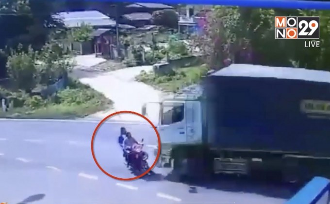 รถบรรทุกชน จยย.ตัดหน้า ดับ 2