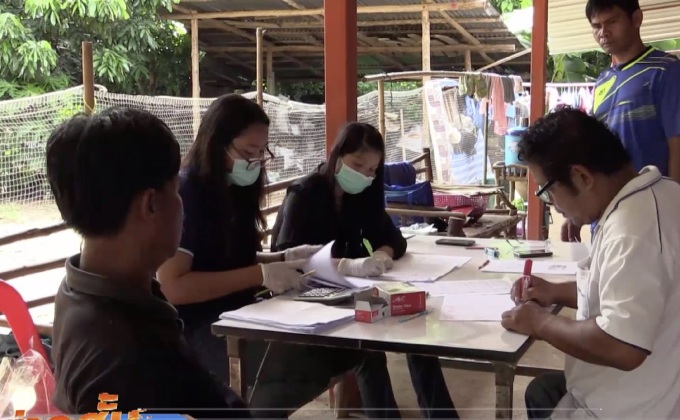 ปศุสัตว์ตั้งโต๊ะรับซื้อไก่ป่วยจากชาวบ้าน