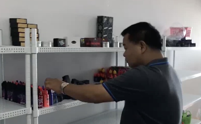 จับลักลอบจำหน่ายบุหรี่ไฟฟ้า จ.สงขลา