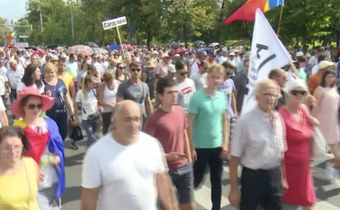 มอลโดวาประท้วงคำตัดสินศาล