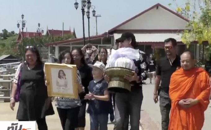 ลอยอังคาร “น้องอิน” ปากอ่าวแม่กลอง