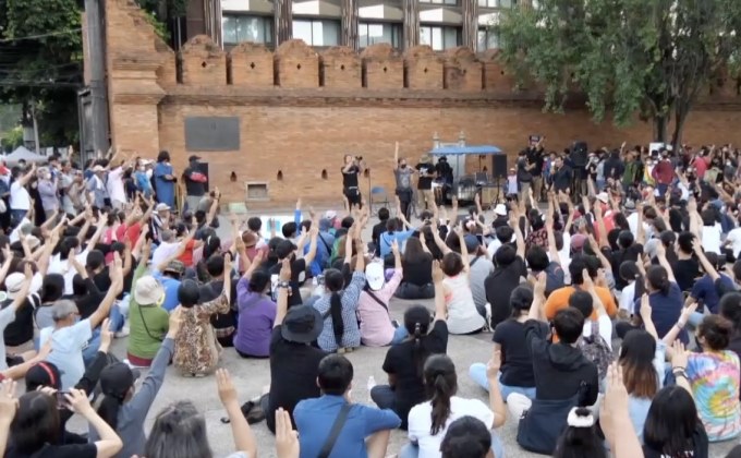 ประชาชนหลายพื้นที่ยังนัดชุมนุมทางการเมือง