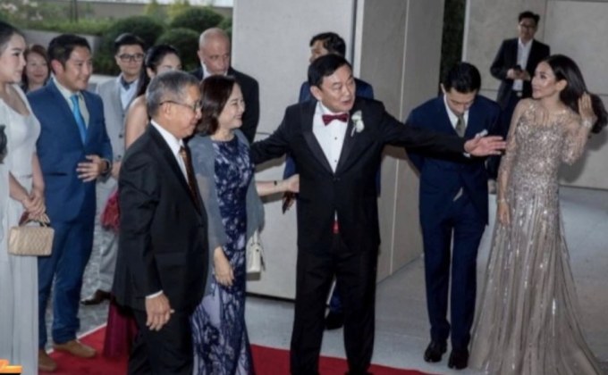 “ทักษิณ”ชื่นมื่นร่วมงานแต่งลูกสาวที่ฮ่องกง