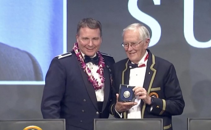 สหรัฐฯ จัดงานยกย่องนักบินอวกาศโครงการอพอลโล