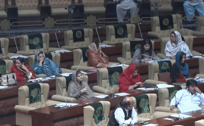 นักเคลื่อนไหวเรียกร้องสิทธิสตรีในปากีสถาน