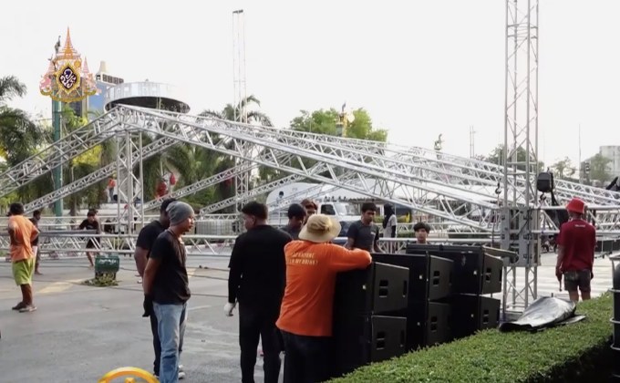 Mono29 เตรียมเวทีจัดงานสงกรานต์ถ.ข้าวเหนียว