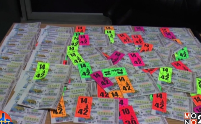 ตำรวจบุกจับลอตเตอรี่ปลอม