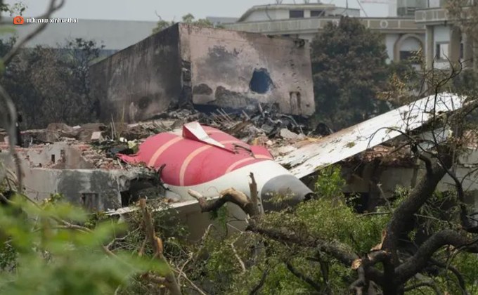 พบกล่องดำครบแล้ว! เหตุเครื่องบินแอร์อินเดียตก ดับ 274 ศพ