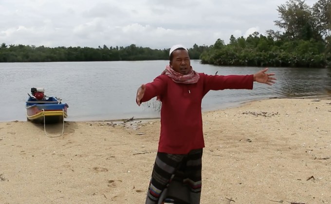 ชาวบ้าน จ.นราธิวาส เดือดร้อน คลื่นซัดทรายปิดคลอง