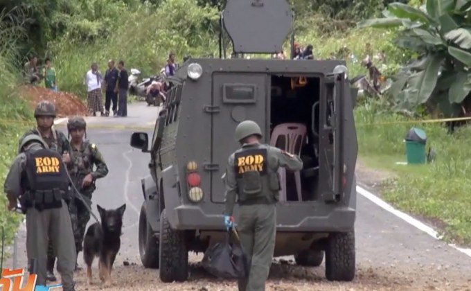 ลอบวางระเบิดรถยนต์หุ้มเกราะ ทหารพรานเจ็บ 4 นาย