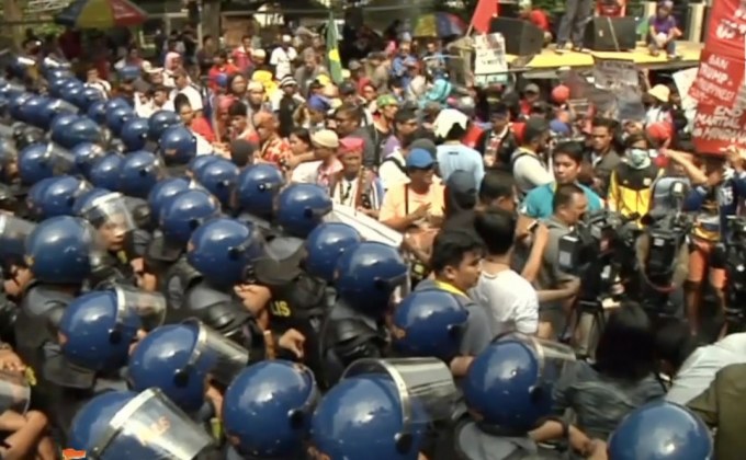 ชาวฟิลิปปินส์ประท้วง “ทรัมป์”