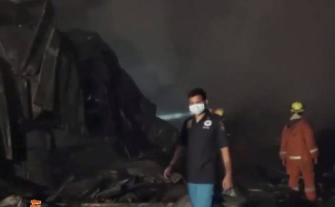 ไฟไหม้โรงงานผลิตหมอนฯ จ.ชลบุรี เสียหาย 10 ล้าน