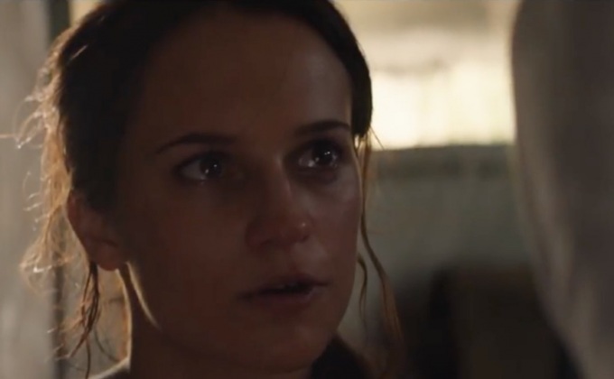 อวดโฉม “ลาร่า ครอฟท์” คนใหม่ ในตัวอย่างแรก Tomb Raider