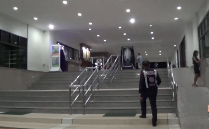 ชาวเกาหลีใต้ตกคอนโดฯ เสียชีวิต จ.ชลบุรี