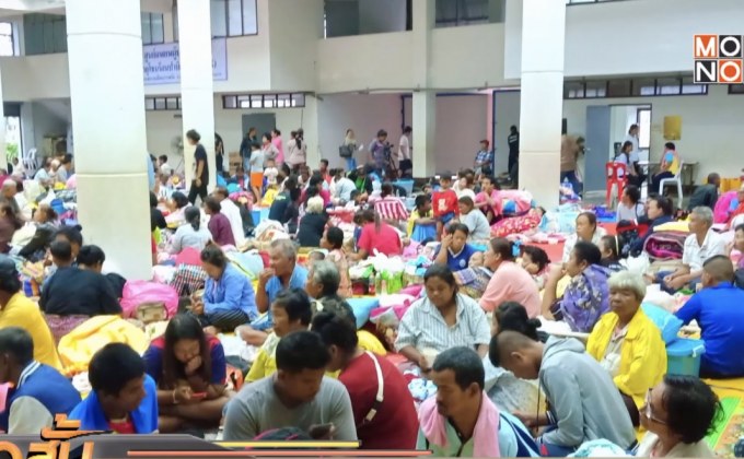 จ.นครศรีฯ ฝนตกหนัก-น้ำทะเลหนุนท่วม