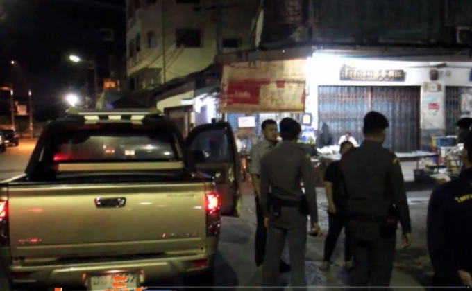 คนร้ายโจรกรรมรถกระบะหวั่นทำคาร์บอมบ์