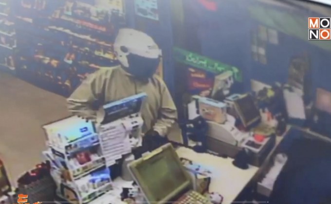 คนร้ายบุกเดี่ยวปล้นร้านสะดวกซื้อย่านหลักสี่