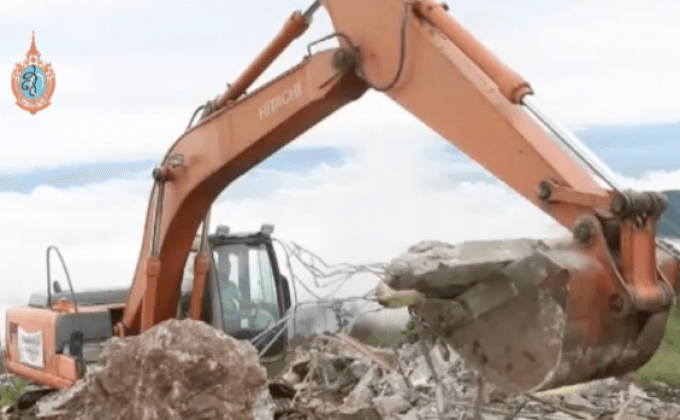 เดินหน้ารื้อรีสอร์ทภูทับเบิกแม้มีโทรศัพท์ขู่ฆ่า จนท.