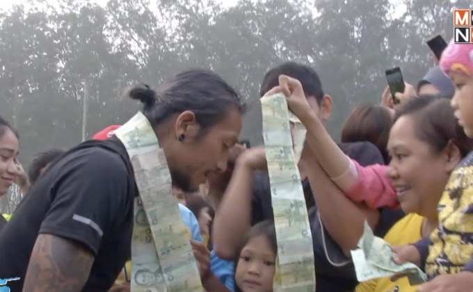 “ตูน บอดี้สแลม” วิ่ง 7 วัน ทะลุ 100 ล้าน