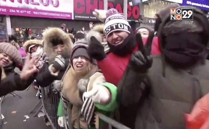 ประชาชนในสหรัฐฯ เตรียมฉลองปีใหม่ที่จตุรัสไทม์สแควร์