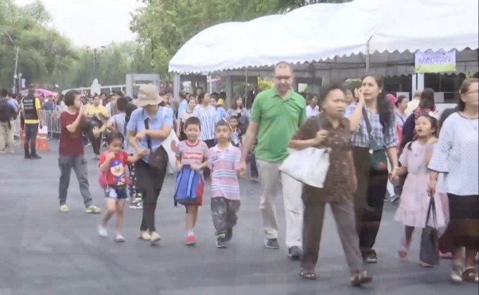 วันเด็กที่ทำเนียบ-กองทัพไทย คึกคัก