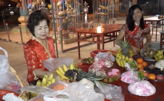 บรรยากาศวันตรุษจีนหลายจังหวัดคึกคัก