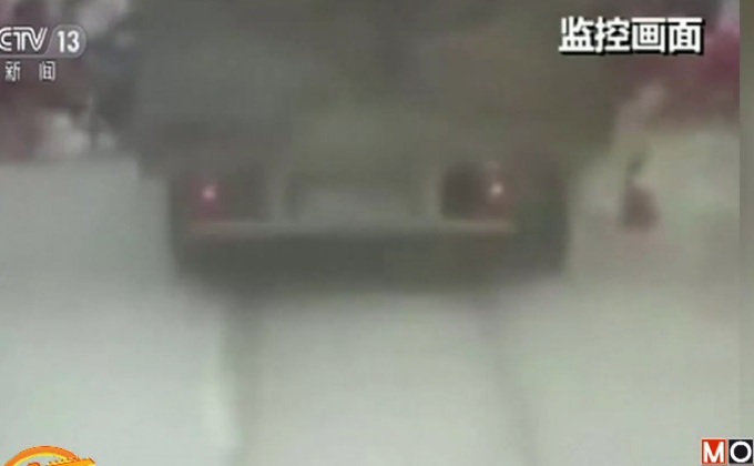 รถบรรทุกพุ่งชนนักเรียนในจีน ดับ 3 ราย