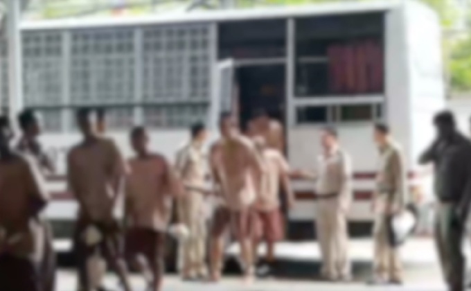 ศาลนัดตรวจหลักฐานอดีตพระเณรคำพรากผู้เยาว์