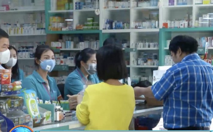 พาณิชย์ยืนยันหน้ากากมีเพียงพอ ด้านผู้ค้าบอกขาดตลาด