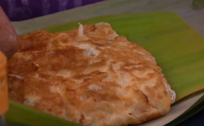 ขนมเบื้องหน้าอำเภอชัยนาท ตำนานความอร่อยกว่า 40ปี