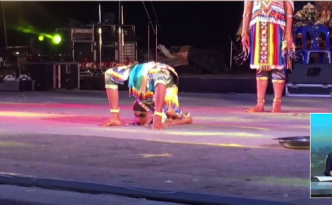 “มโนราห์” โชว์ลีลาตัวอ่อนเรียกเสียงฮือฮา