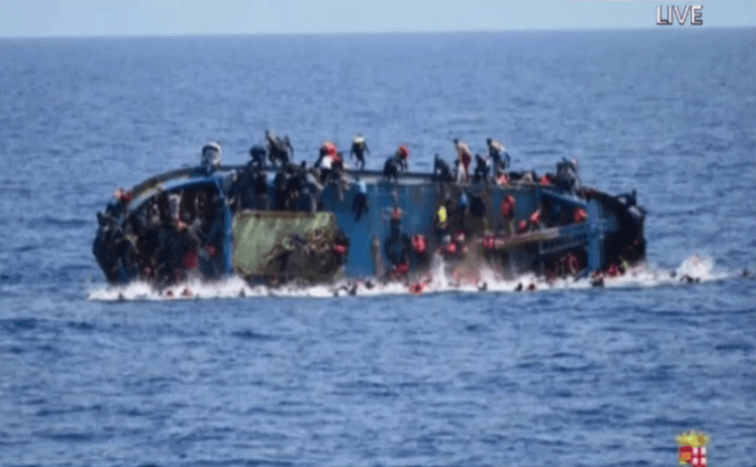 อิตาลีช่วยผู้อพยพได้เกือบ 600 คน