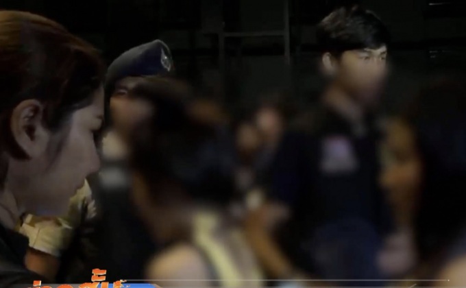 บุกตรวจสถานบันเทิงย่านลาดกระบัง