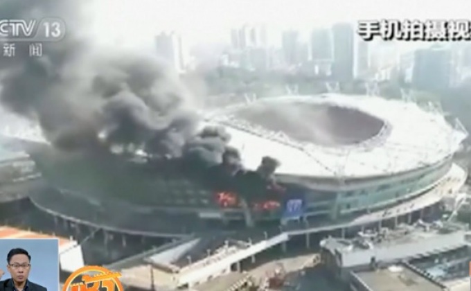 ไฟไหม้สนามฟุตบอลทีมดังในจีน