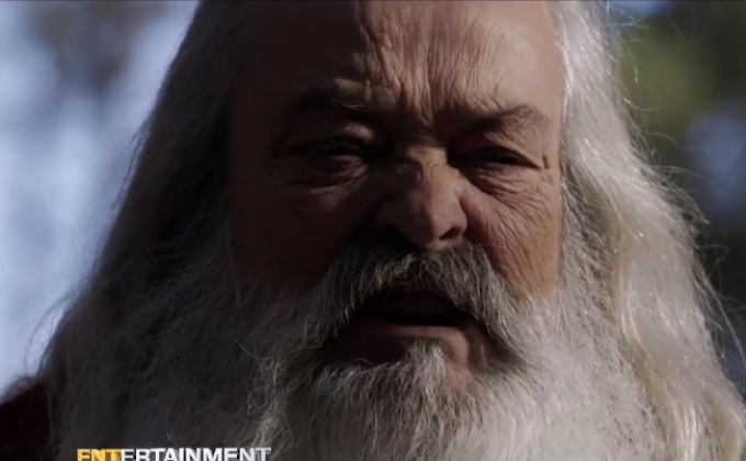 หนังสั้นแหวกแนวเปิดสงครามเจได “ซานต้า” ปะทะ “พระเยซูเจ้า”