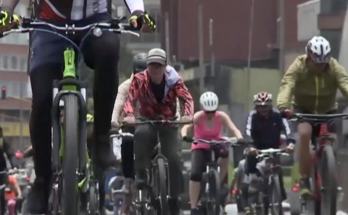 โคลอมเบียปิดถนนให้ประชาชนทำกิจกรรม