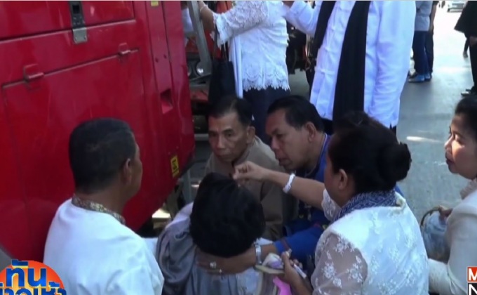 รถกระเช้าไหลทับร่างรองนายกเล็กเมืองน่าน เจ็บหนัก