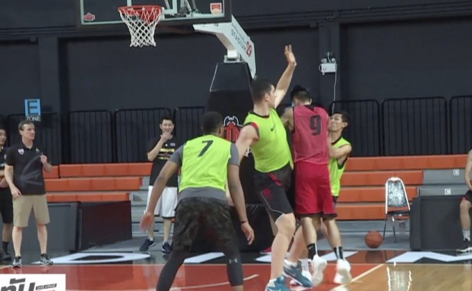 “ค้างคาวอมตะ” ลุ้นชนะ4 เกมติด รับมือ “ฟิลิปินาส”