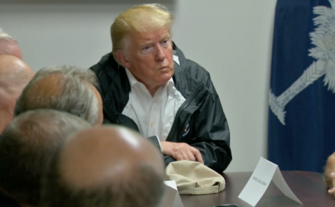 ทรัมป์รับปากช่วยผู้ประสบภัยเฮอริเคนฟลอเรนซ์