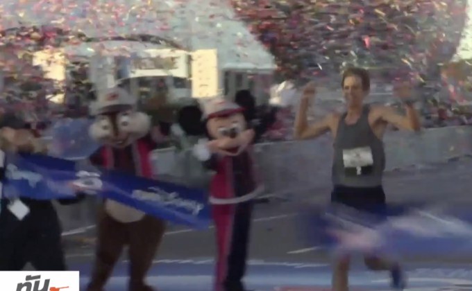 ​ชาวอเมริกันคว้าชัยมาราธอน “ดิสนีย์” ครั้งแรกรอบ 14 ปี