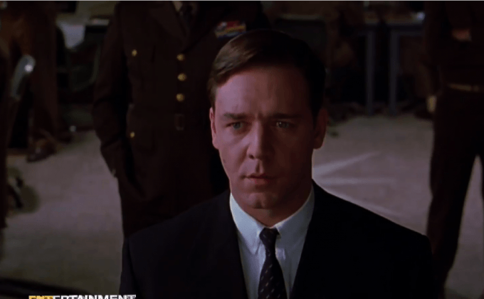 “รัสเซล โครว์” มือเก๋ามาดเข้ม พลิกโฉมเล่นหนังติดตลก