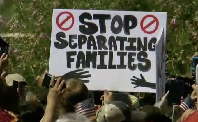 ประท้วงนโยบายพรากลูกในสหรัฐฯ