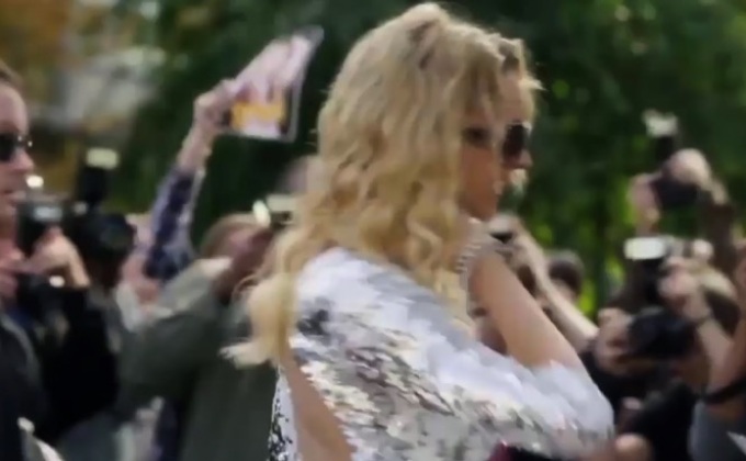 “บริทนีย์ สเปียร์ส” แผลงฤทธิ์ใส่นักข่าวในตัวอย่าง Britney Ever After