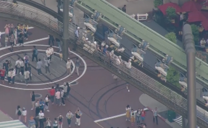 ​รถไฟเหาะในญี่ปุ่นติดค้างกลางอากาศ 2 ชั่วโมง